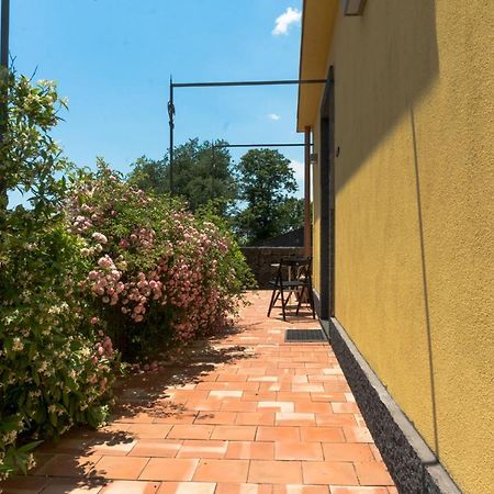 Viola Nel Parco Villa SantʼAlfio Kültér fotó