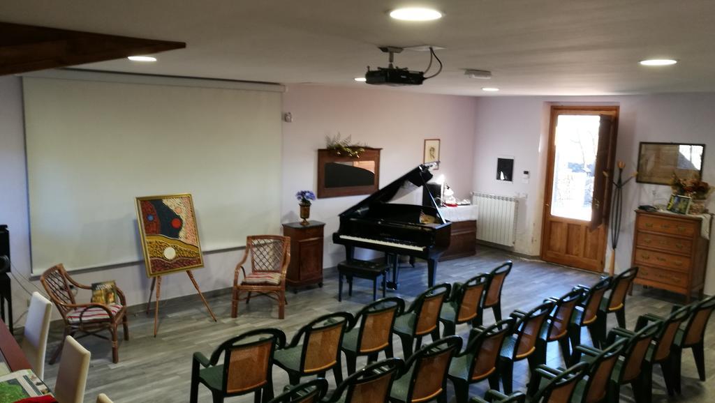 Viola Nel Parco Villa SantʼAlfio Kültér fotó
